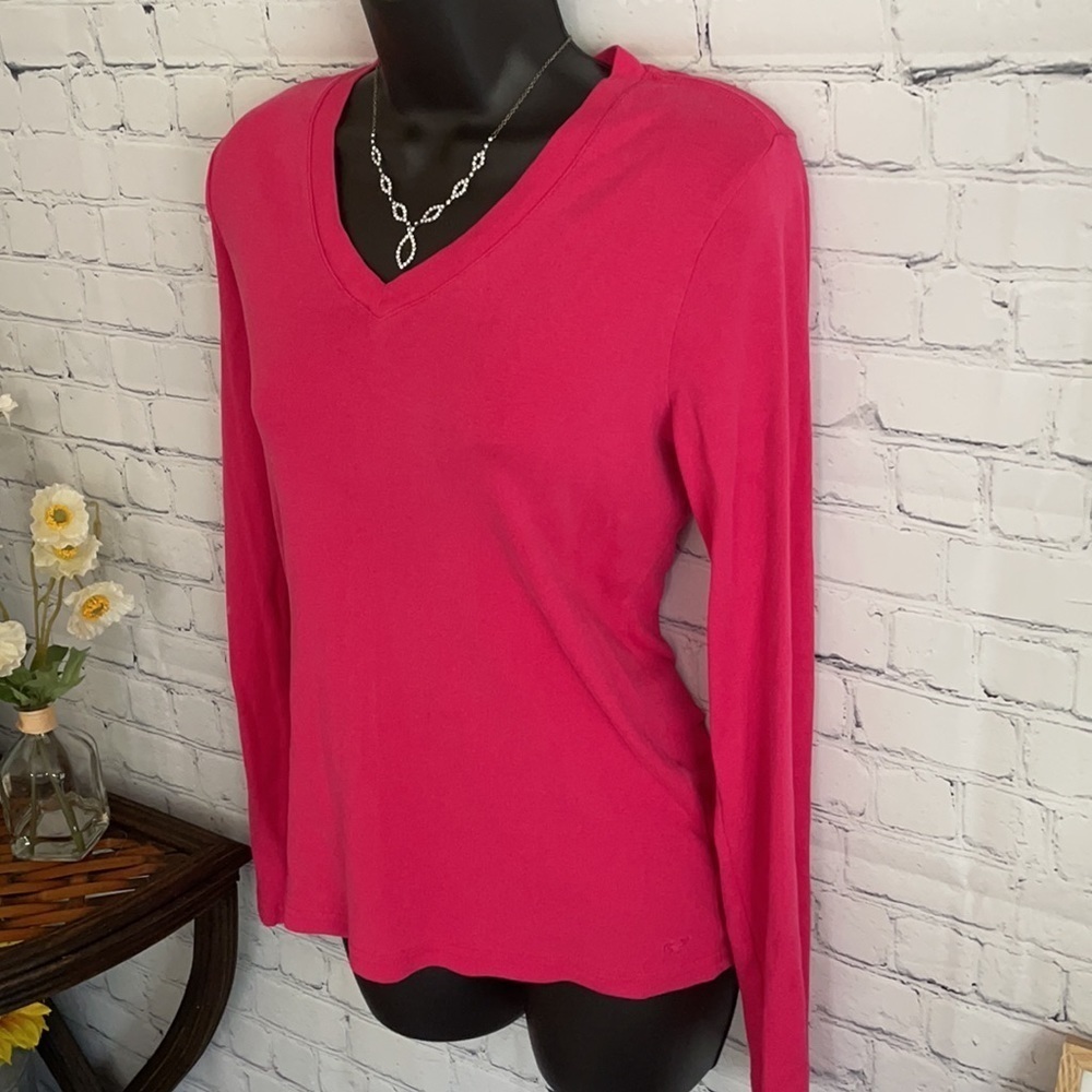 Vineyard Vines Pink soft Long Sleeve Top Shirt V neck, size M